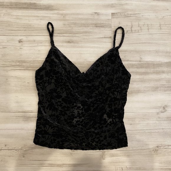 Urban Outfitters Black Velvet Crop Cami - Picture 5 of 11